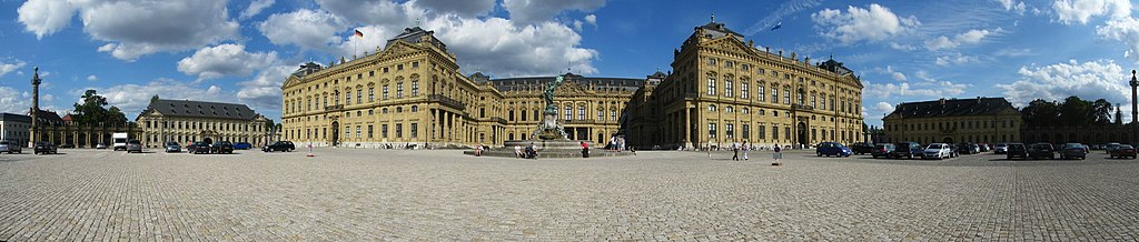 Residenz-zu-wuerzburg-panorama